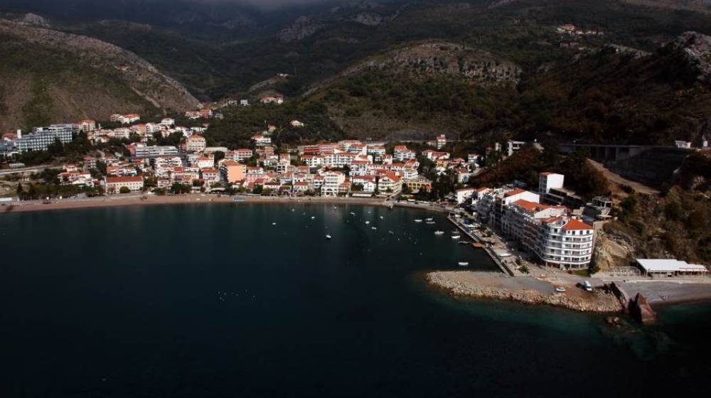 Viamont | Idejno rješenje lukobrana (marine) u Rafailovićima - Opština Budva